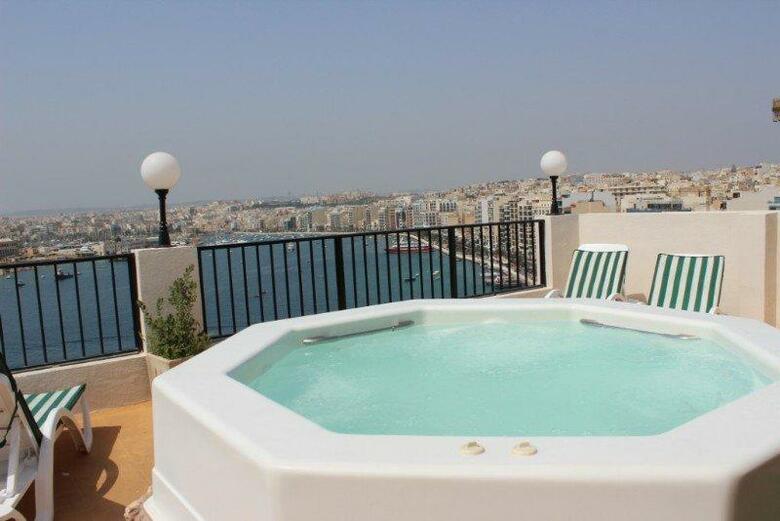 Sliema Marina Hotel