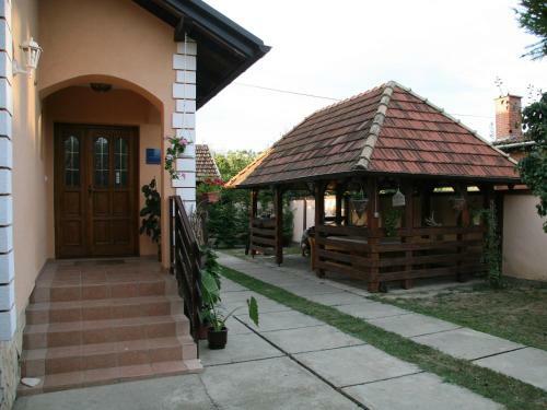 Hostal Apartments Vrata Baranje