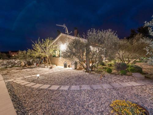 Holiday Home Malu Sun II