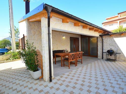 Holiday Home Ante