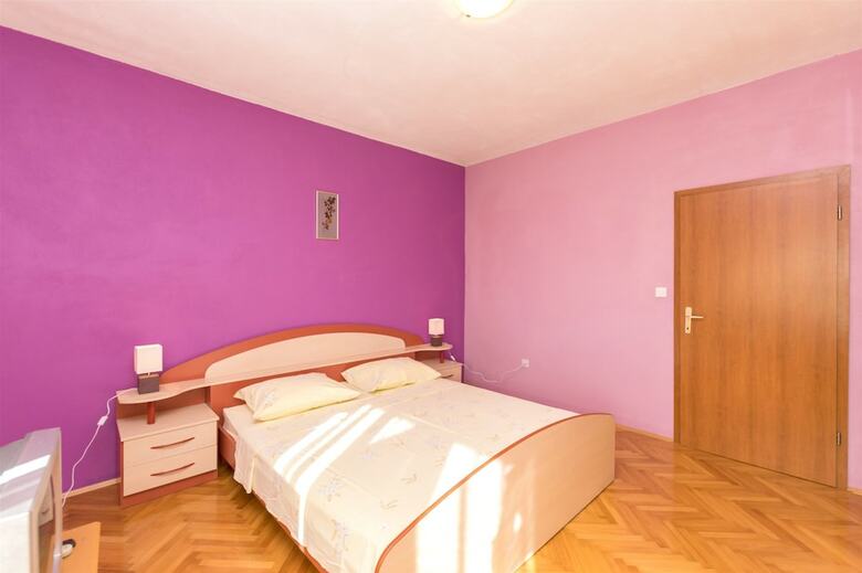 Apartments Albina