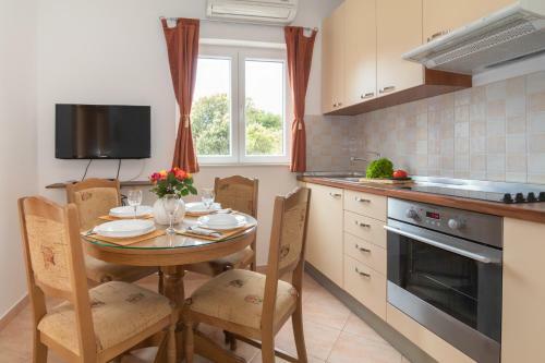 Apartments Villa Korina