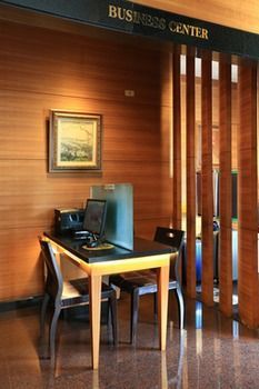 Hotel King's Town (deluxe Room Only)