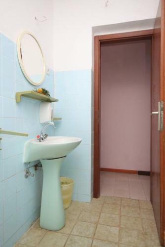 Apartment Uvala Zarace (dubovica) 8781c