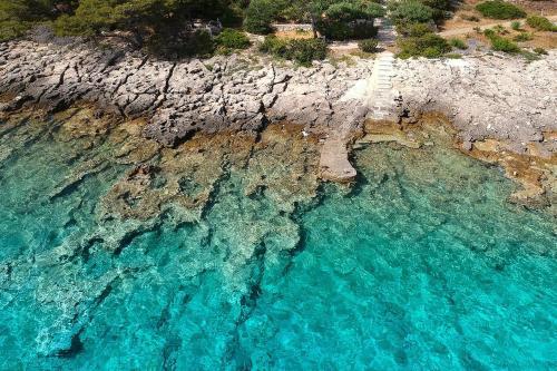 Apartments By The Sea Zavala (hvar) - 2061