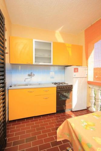 Apartments With A Parking Space Zdrelac (pasman) - 8201