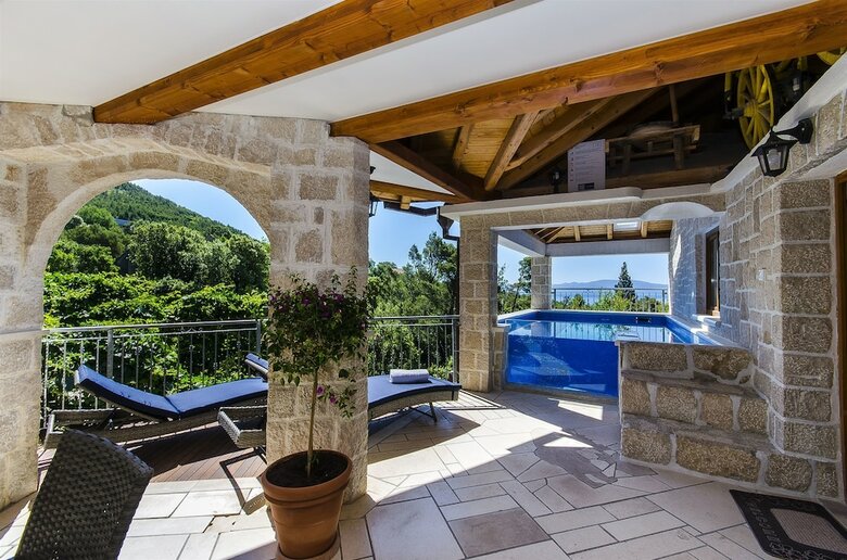 Villa Strnj