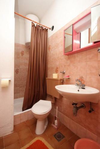 Hostal Twin Room Luka 8132d