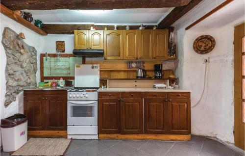Two-bedroom Apartment In Zlobin