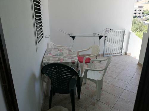 Apartment Metajna 4127b