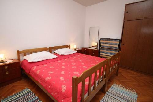 Apartment Kustici 6335a