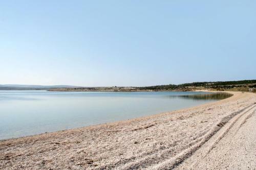 Apartments With A Parking Space Caska (pag) - 4089