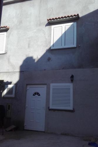 Apartment Zubovici 12050a