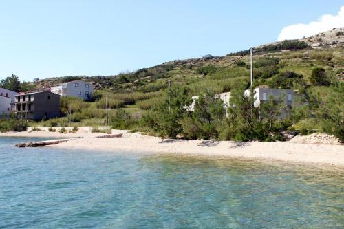 Hostal Quadruple Room Metajna 3305b