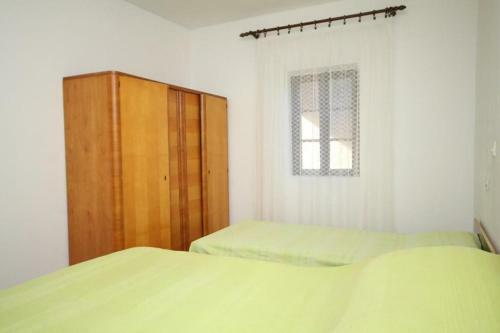 Apartment Metajna 6466h