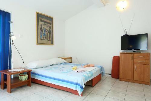 Apartment Zuljana 10218b