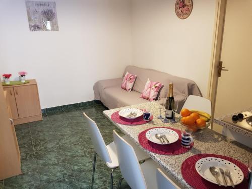 Apartmani Zori?