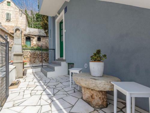 Three-bedroom Holiday Home In Stanici