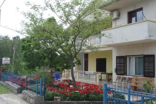 Apartments Cico Starigrad Paklenica