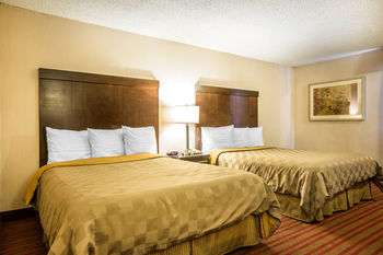 Hotel Rodeway Inn & Suites