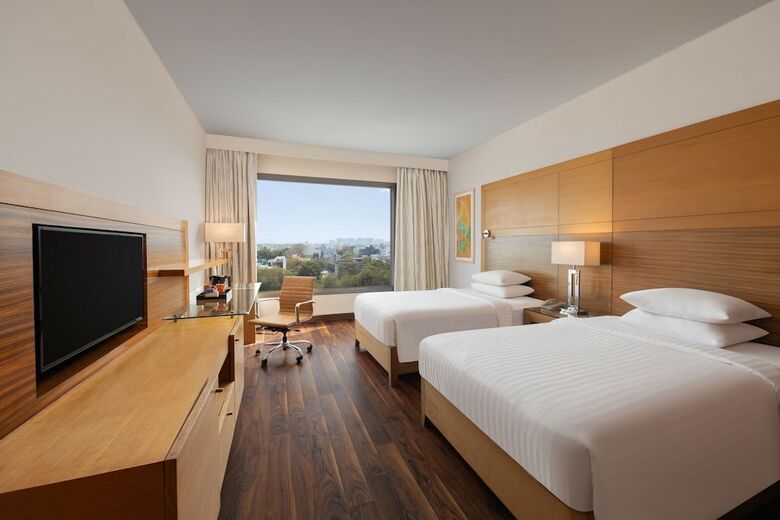 Hotel Dotw  -courtyard By Marriott Gurgaon