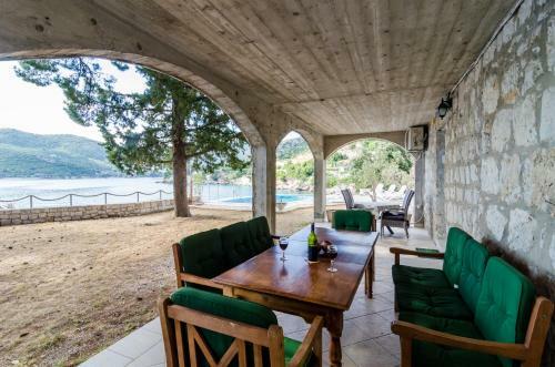 Apartments Ponta Magdalena