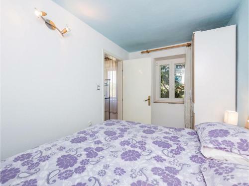 Holiday Home Stinica *xlviii *