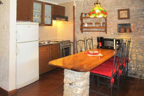 Holiday Home Haus Toni (voj351)