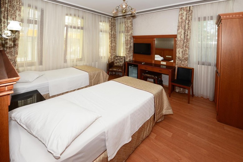 Hotel New House