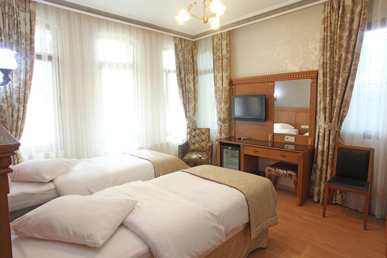 Hotel New House