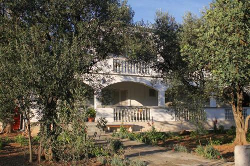 Apartments By The Sea Tkon (pasman) - 5825