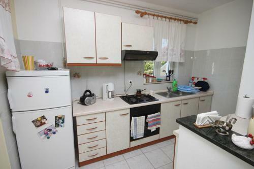 Apartments By The Sea Tkon (pasman) - 6221