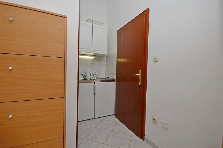 Apartments Mira