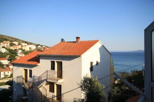 Apartments With A Parking Space Mavarstica (ciovo) - 8685