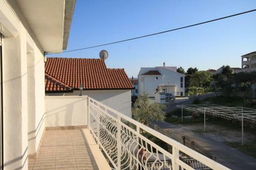 Apartments With A Parking Space Mavarstica (ciovo) - 8685