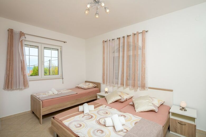 Apartments Slavko