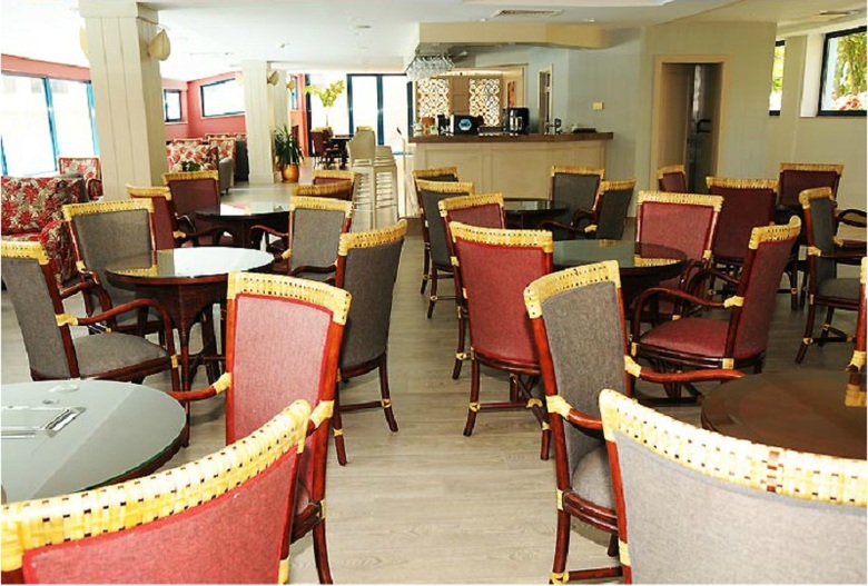 Hotel Queen's Park Le Jardin