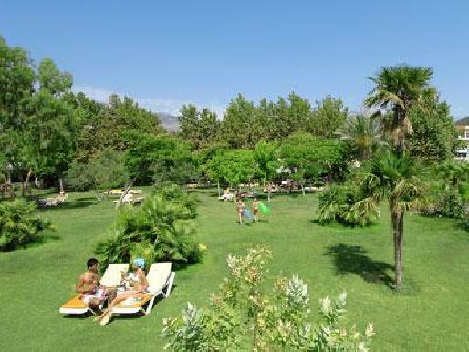 Hotel Queen's Park Le Jardin