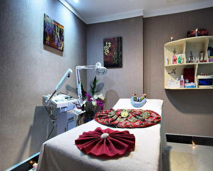 Hotel Batihan Beach Resort & Spa