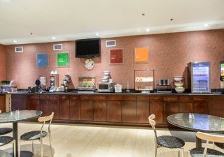 Hotel Comfort Inn