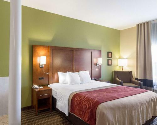 Hotel Comfort Inn & Suites
