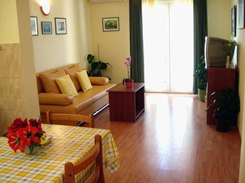 Apartment Mastrinka 2084b