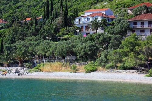 Hostal Double Room Trpanj 258e