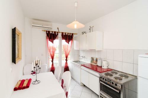 Apartments Villa Nikol