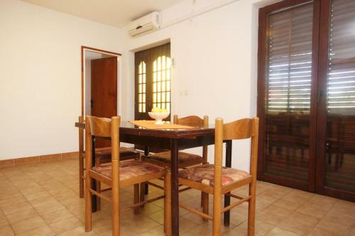 Apartments With A Parking Space Trpanj (peljesac) - 10083
