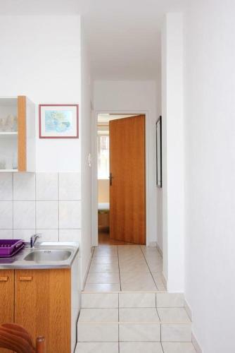 Apartment Trpanj 10083c