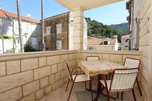 Apartment Trstenik 10119b