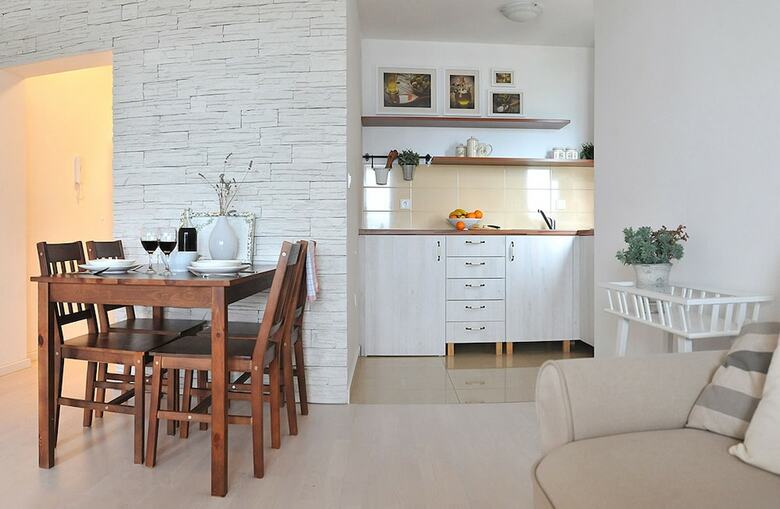 Bonamare Apartments