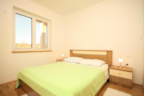 Apartments By The Sea Ugljan - 829