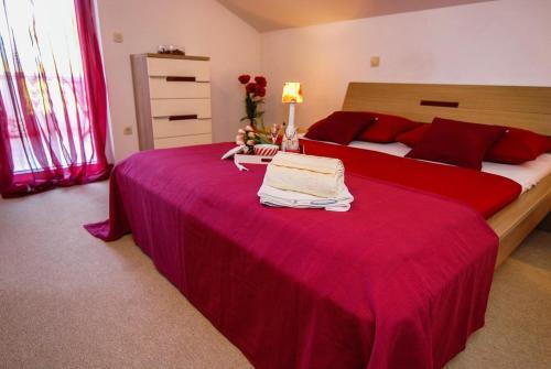 Apartments By The Sea Ugljan - 8468